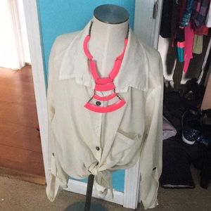 Cropped shirt that can be worn short or long